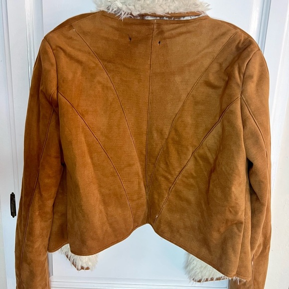 Brandy 🩷 Melville Suede fur lined coat women’s size small like new - Picture 3 of 3